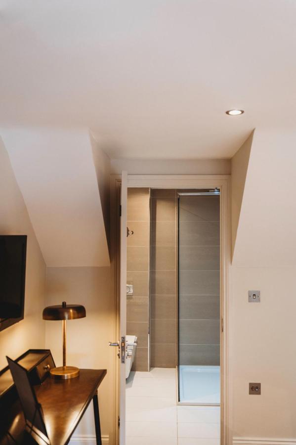 Finch'S Arms Hotel โอ๊กคัม ภายนอก รูปภาพ
